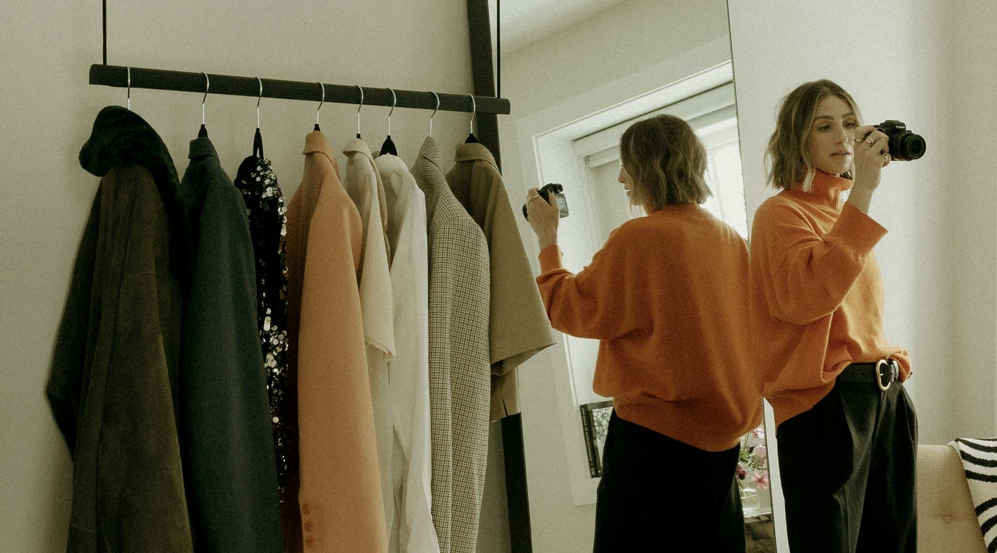 Floor vs. Ceiling-Mounted Clothing Racks: Which Is Right for You?